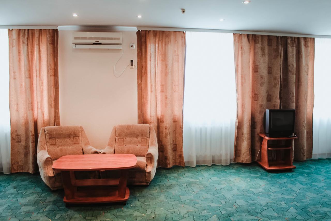Kanna Hotel Askania-Nova ภายนอก รูปภาพ