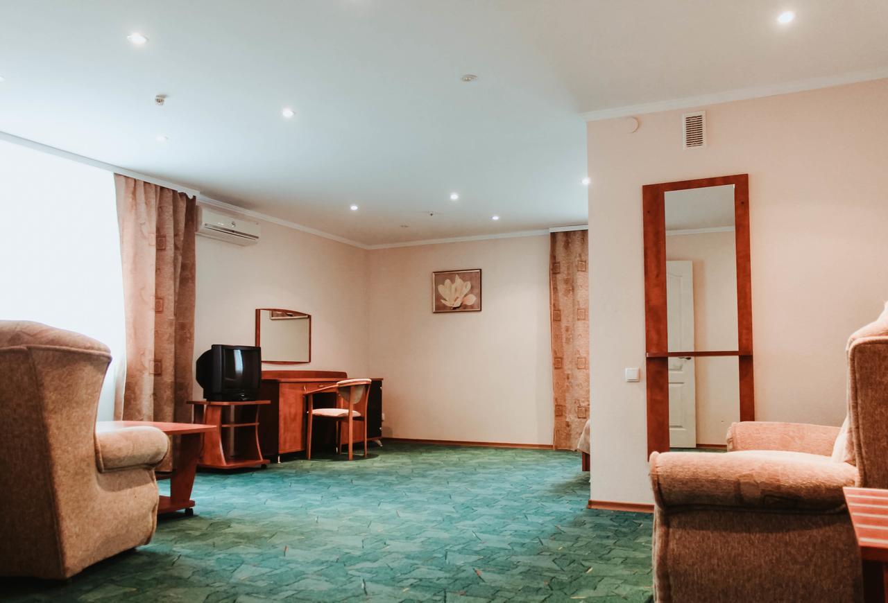 Kanna Hotel Askania-Nova ภายนอก รูปภาพ